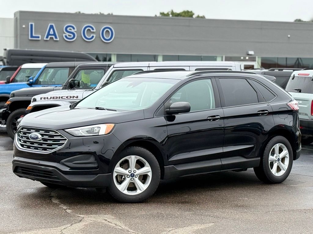Used 2020 Ford Edge SE with VIN 2FMPK3G96LBA98108 for sale in Fenton, MI