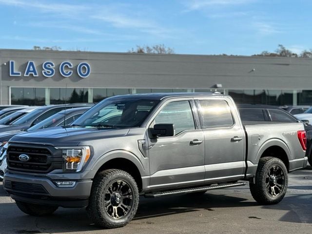 2022 Ford F-150 XLT's photo