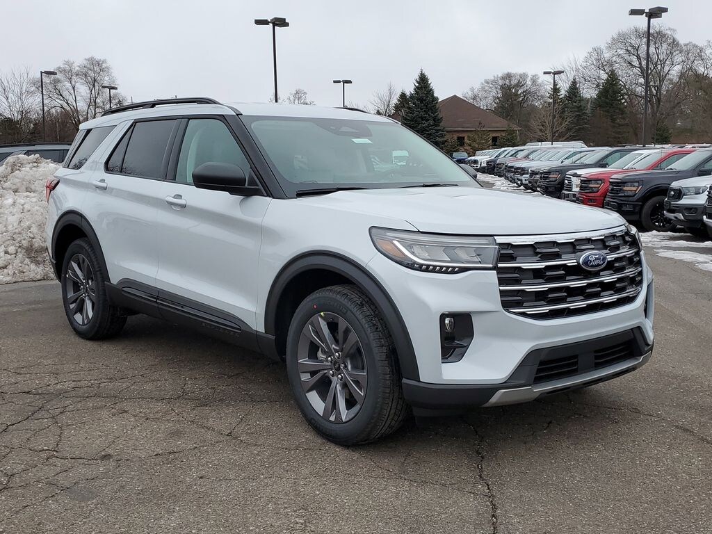 New 2026 Ford Explorer Active SUV