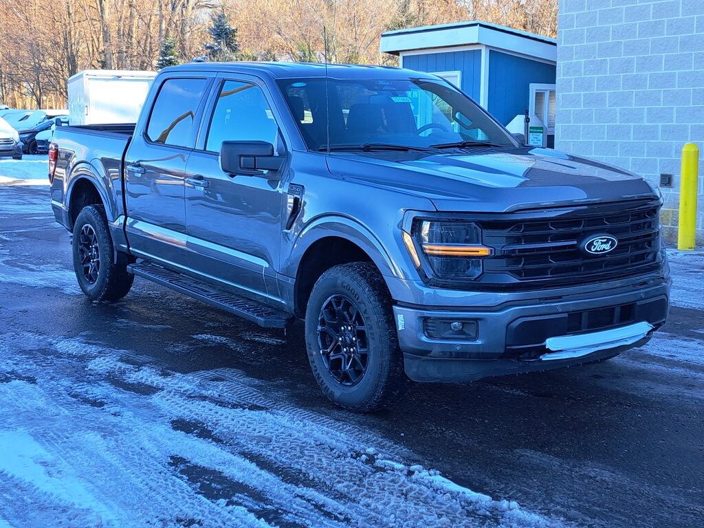 New 2025 Ford F-150 XLT TRUCK