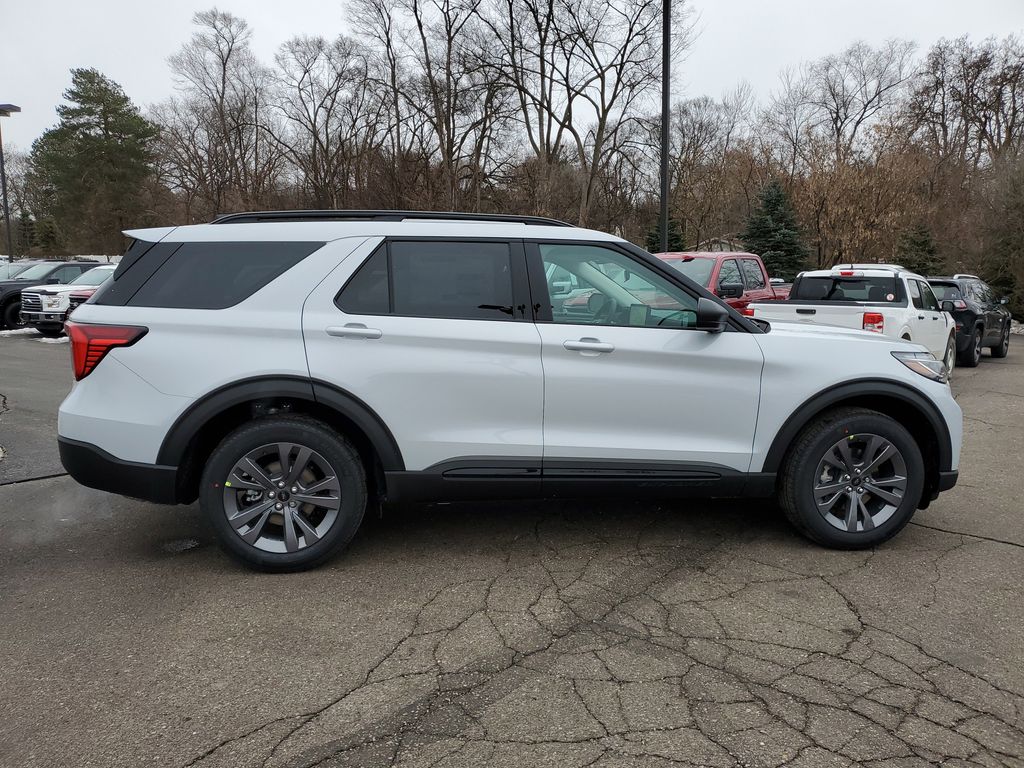 2026 Ford Explorer Active - Photo 37