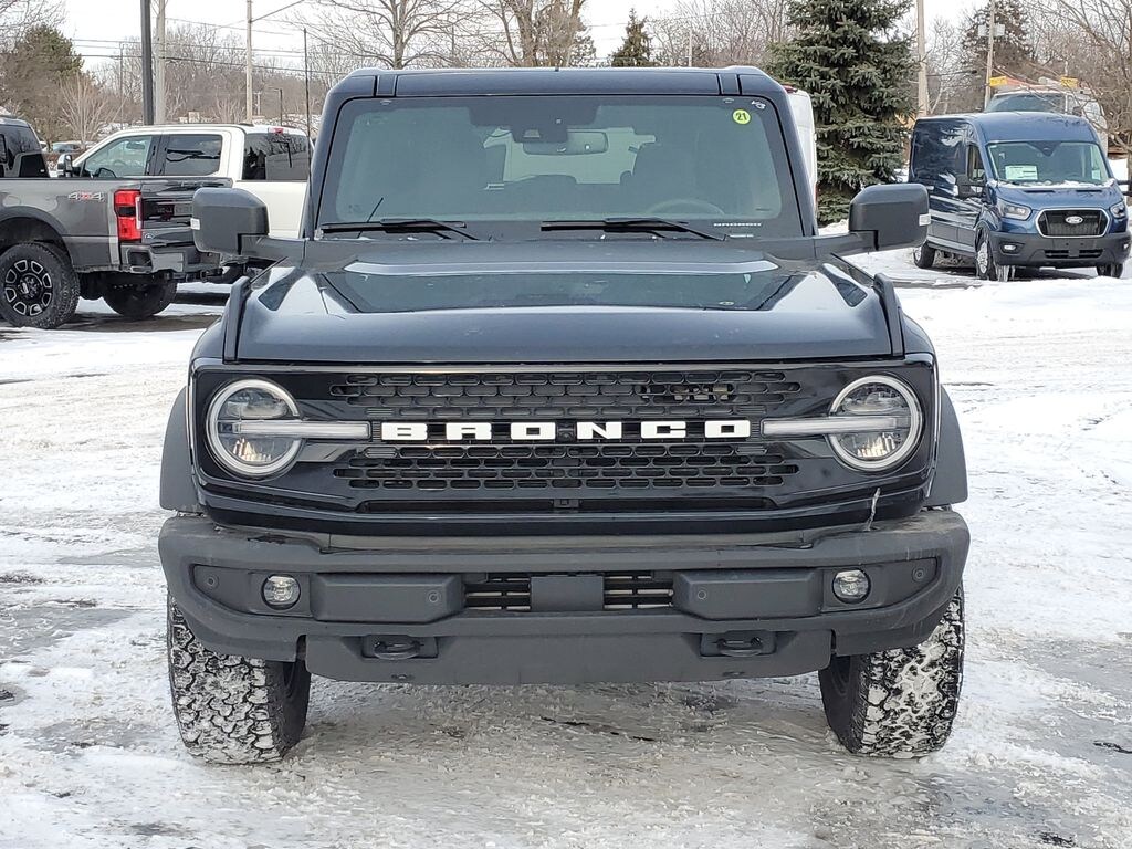 New 2025 Ford Bronco Outer Banks SUV