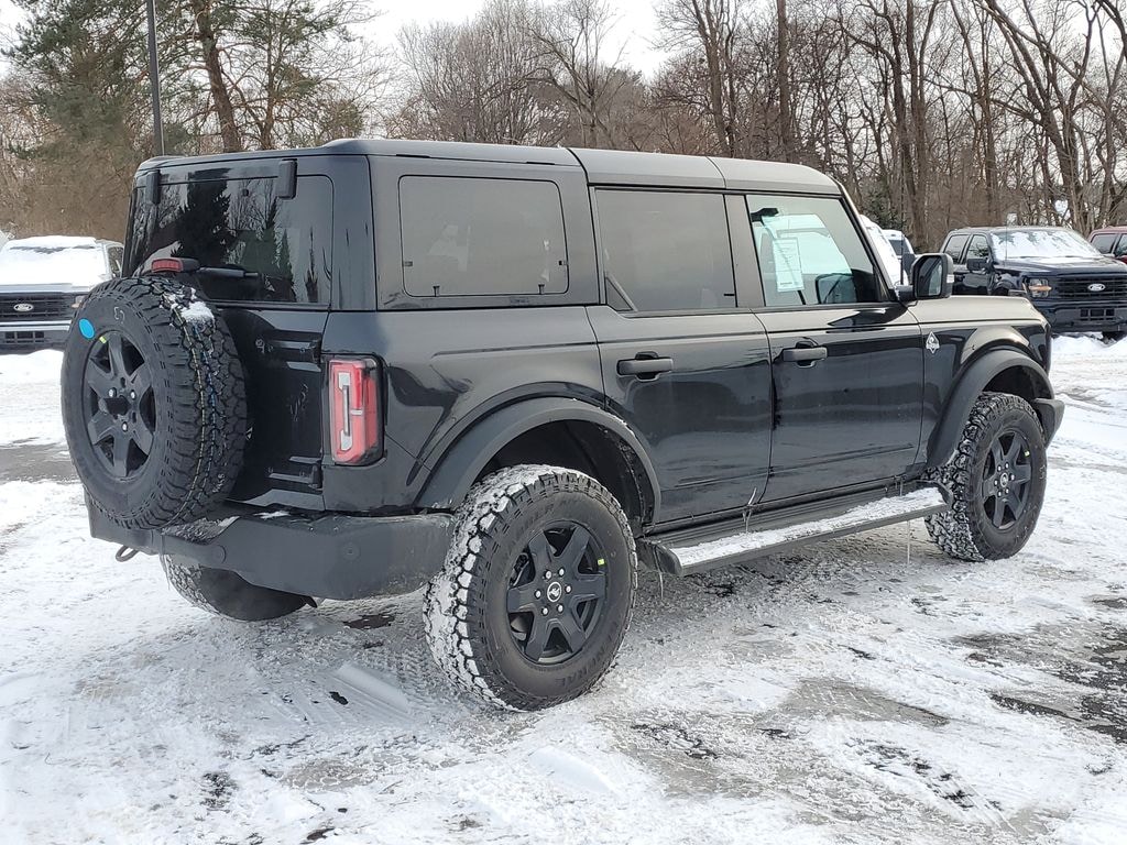New 2025 Ford Bronco Outer Banks SUV