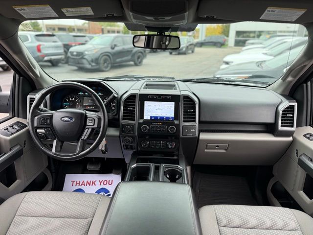 2020 Ford F-150 XLT photo 3