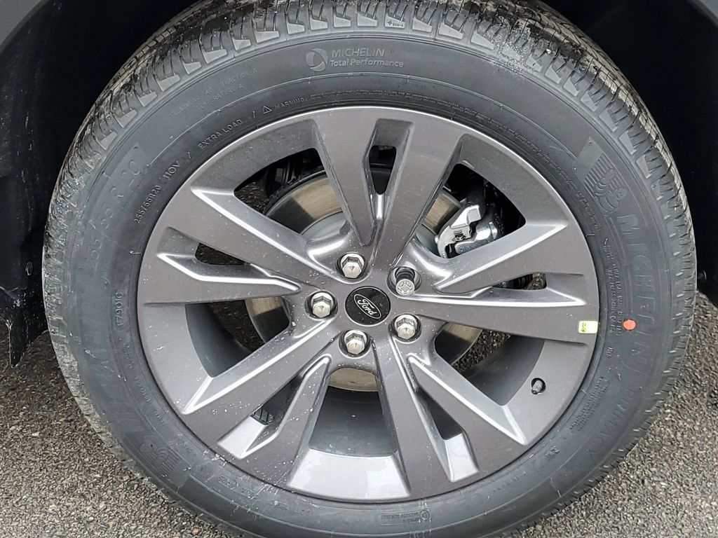 2026 Ford Explorer Active - Photo 33