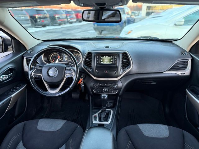 2018 Jeep Cherokee Altitude photo 3