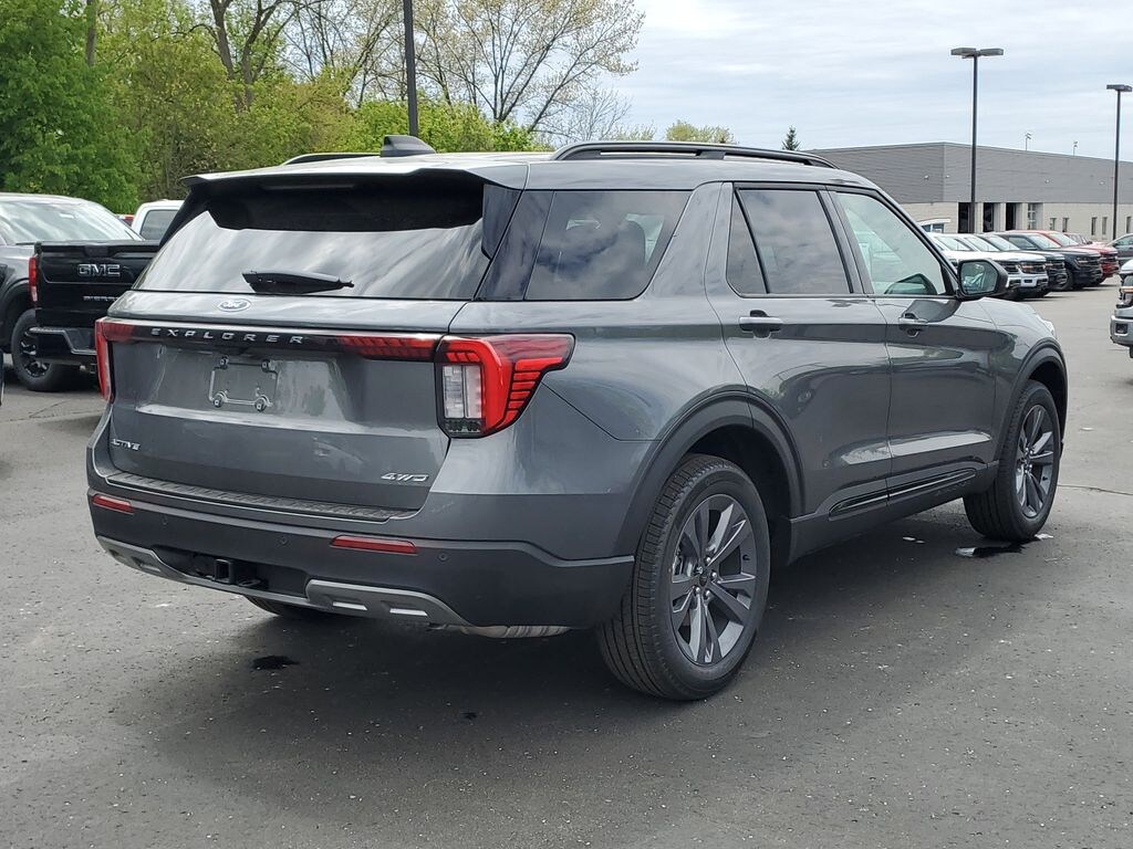 New 2026 Ford Explorer Active SUV