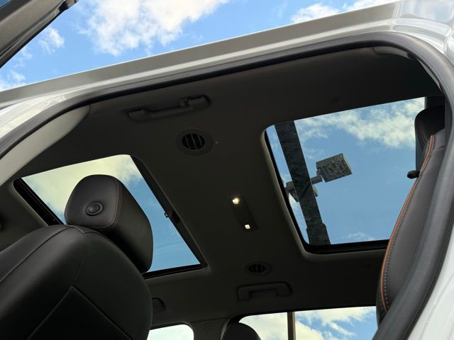 2023 Gmc Acadia AT4 photo 4