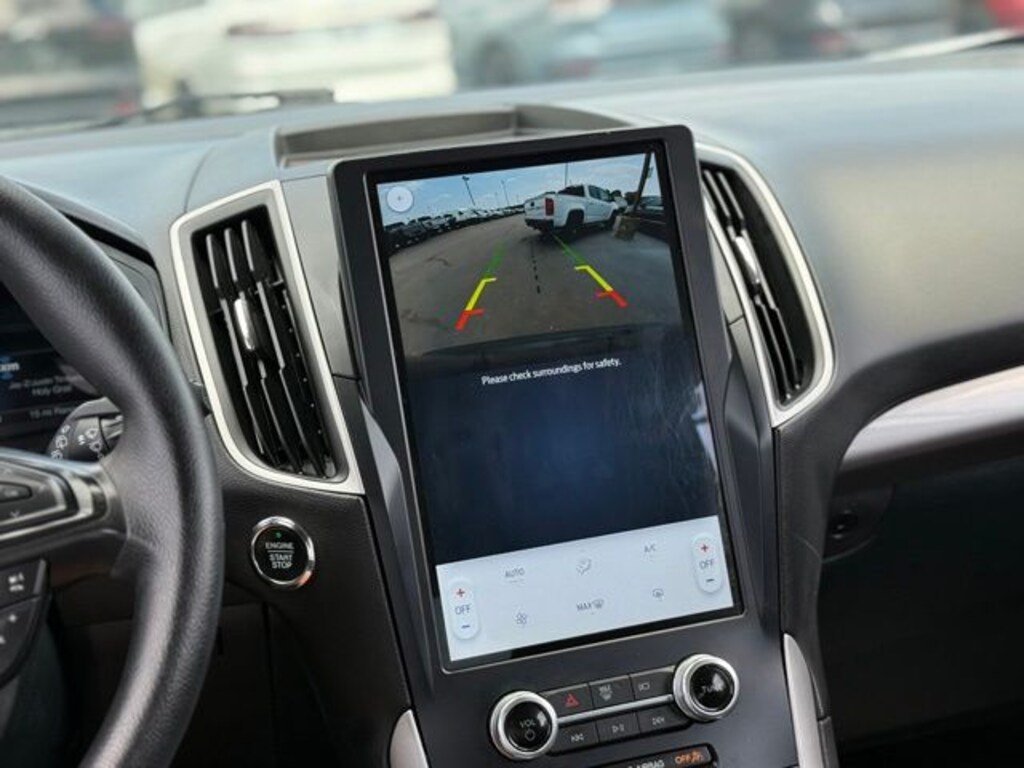 Certified 2024 Ford Edge SE SUV