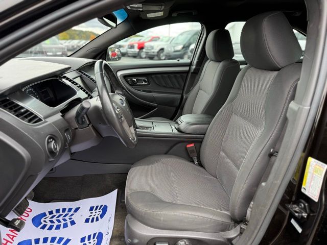 2013 Ford Taurus SEL photo 2