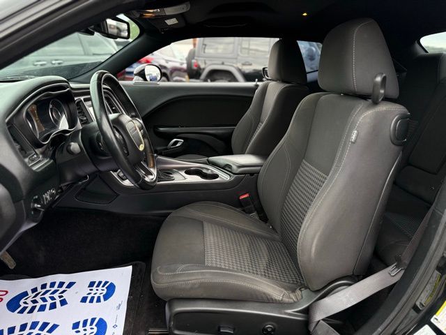 Used 2015 Dodge Challenger SXT with VIN 2C3CDZAG4FH877438 for sale in Fenton, MI