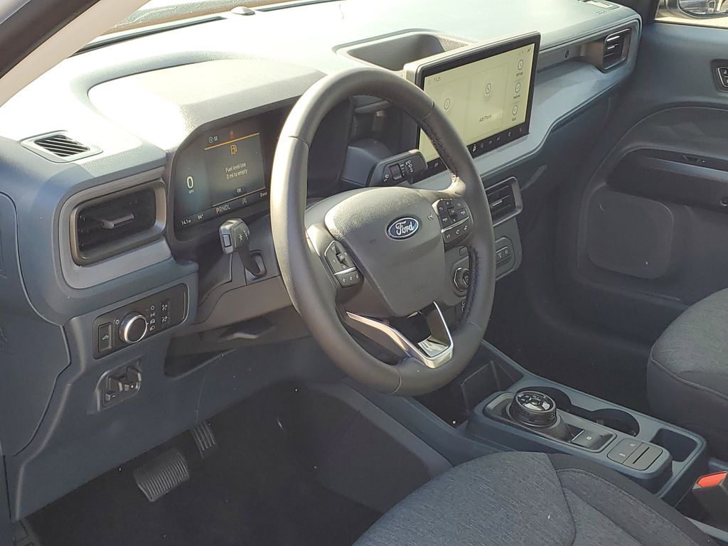 2025 Ford Maverick XLT - Photo 9