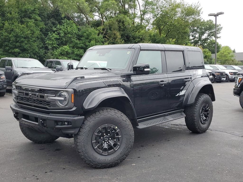 2025 Ford Bronco SUV 