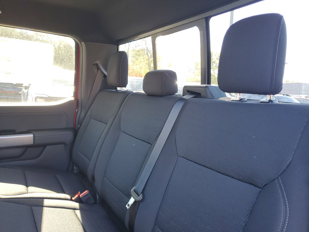 2025 Ford F-150 XLT - Photo 19