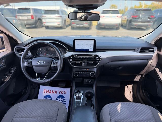 2021 Ford Escape SE photo 3