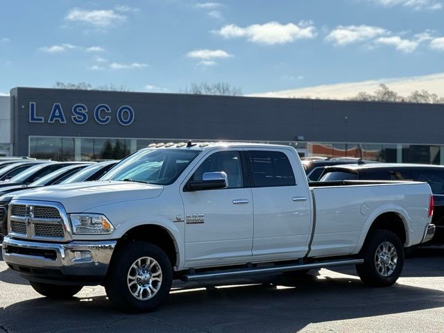 2018 RAM 3500 Laramie 4X4 Crew Cab LWB's photo