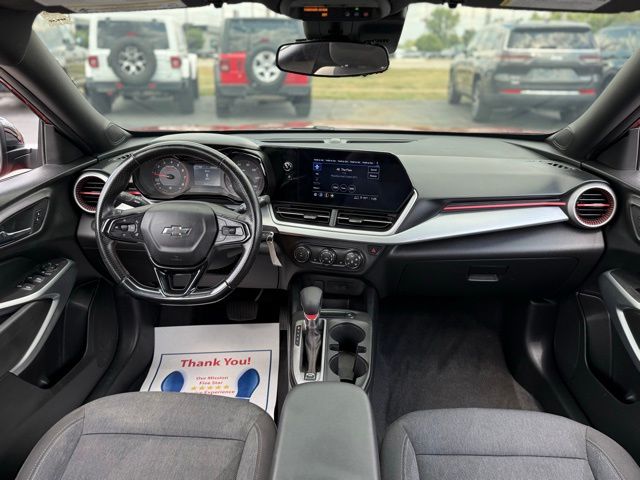 2024 Chevrolet Trax photo 3