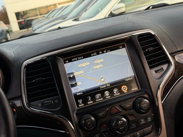 2015 Jeep Grand Cherokee Overland photo 4