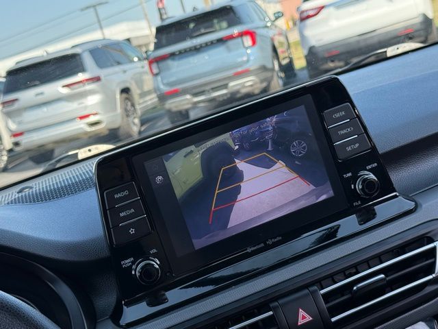 2023 Kia Seltos LX photo 4