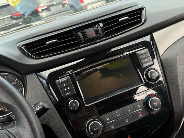 2021 Nissan Rogue Sport S photo 4