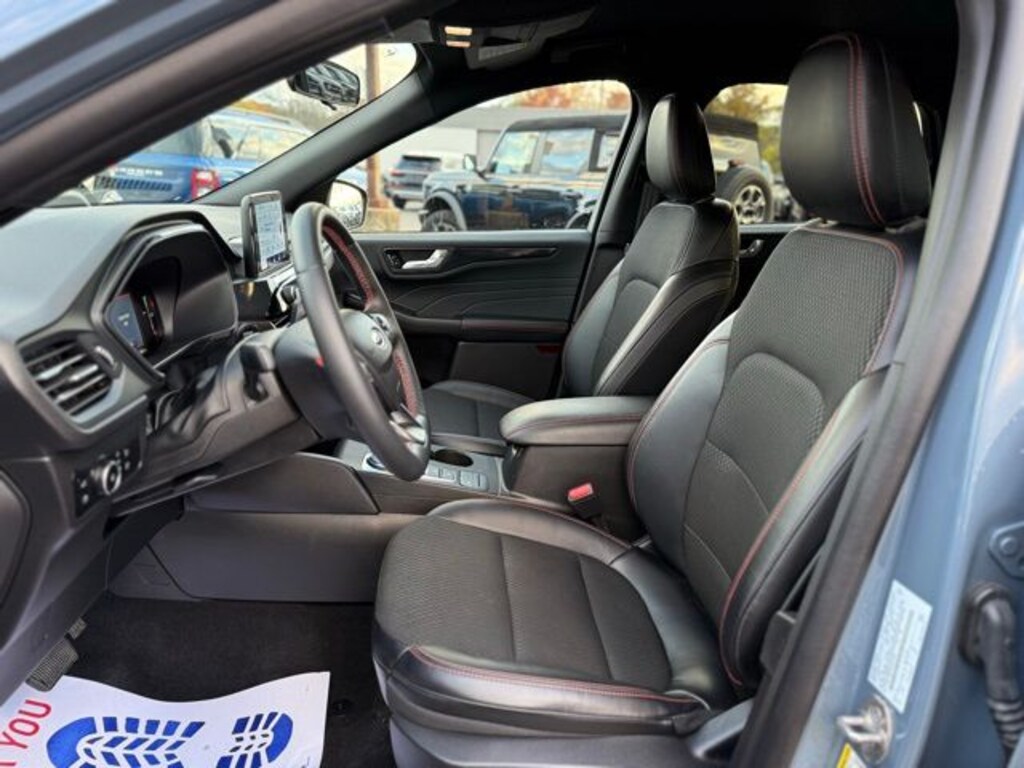 Certified 2025 Ford Escape ST-Line Select SUV