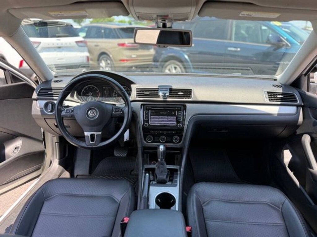 Used 2014 Volkswagen Passat 1.8T SE Sedan