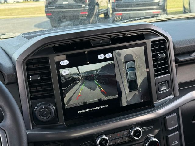 2025 Ford F-150 XLT - Photo 4