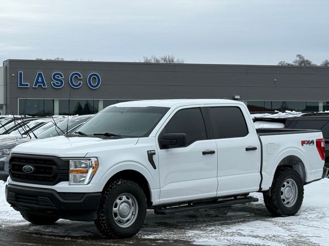 2021 Ford F-150 XL's photo