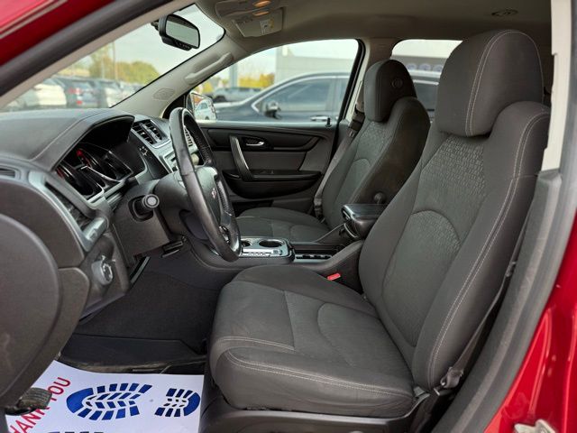 2013 Gmc Acadia SLE photo 2