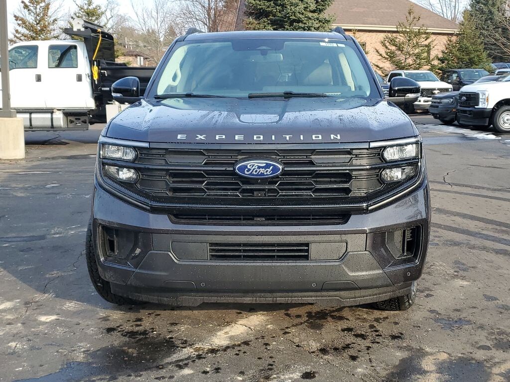 New 2026 Ford Expedition MAX Active SUV
