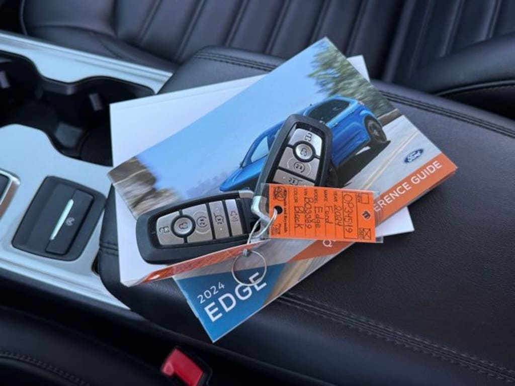 Certified 2024 Ford Edge SEL SUV