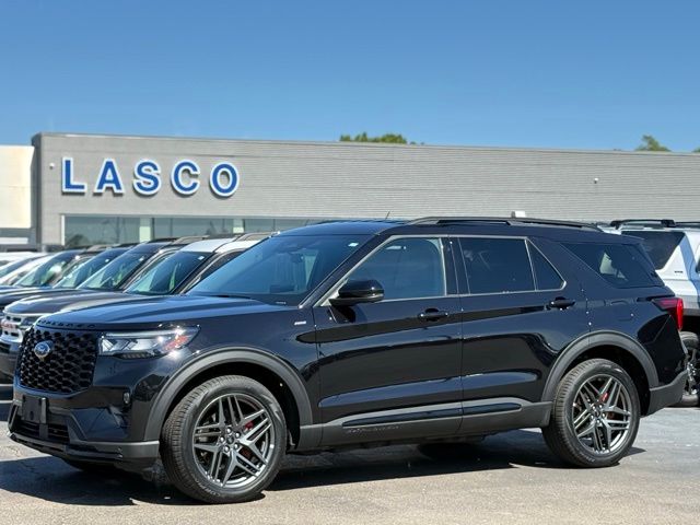 2025 Ford Explorer SUV 