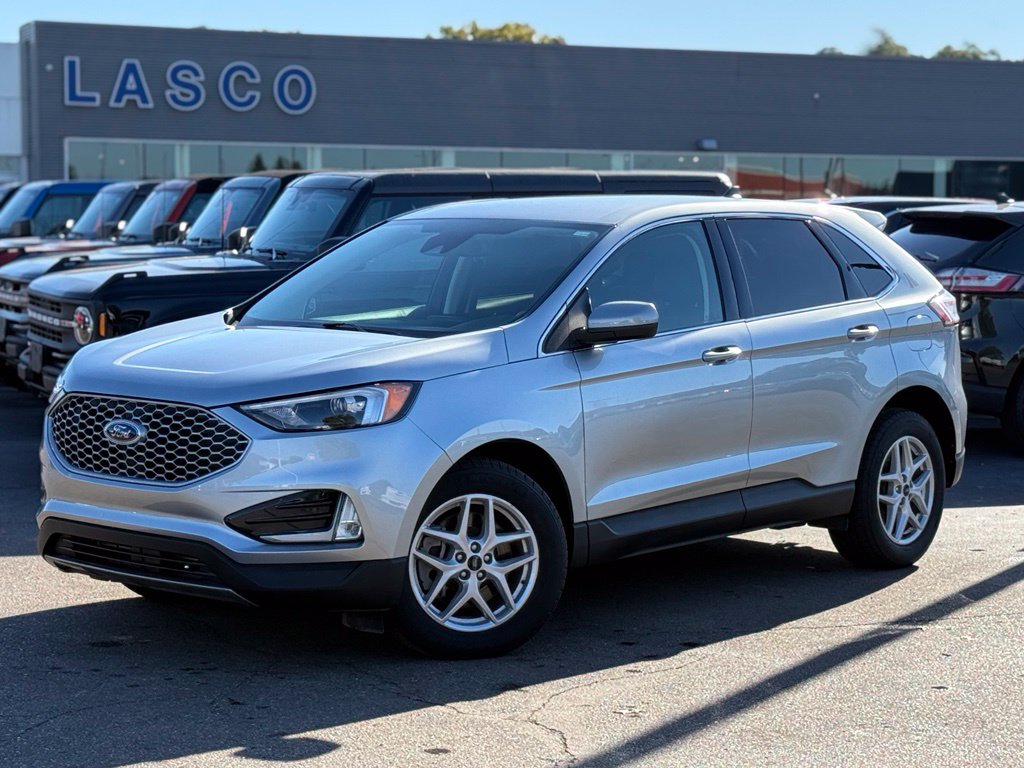 2023 Ford Edge