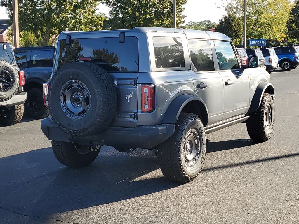 New 2025 Ford Bronco Badlands SUV