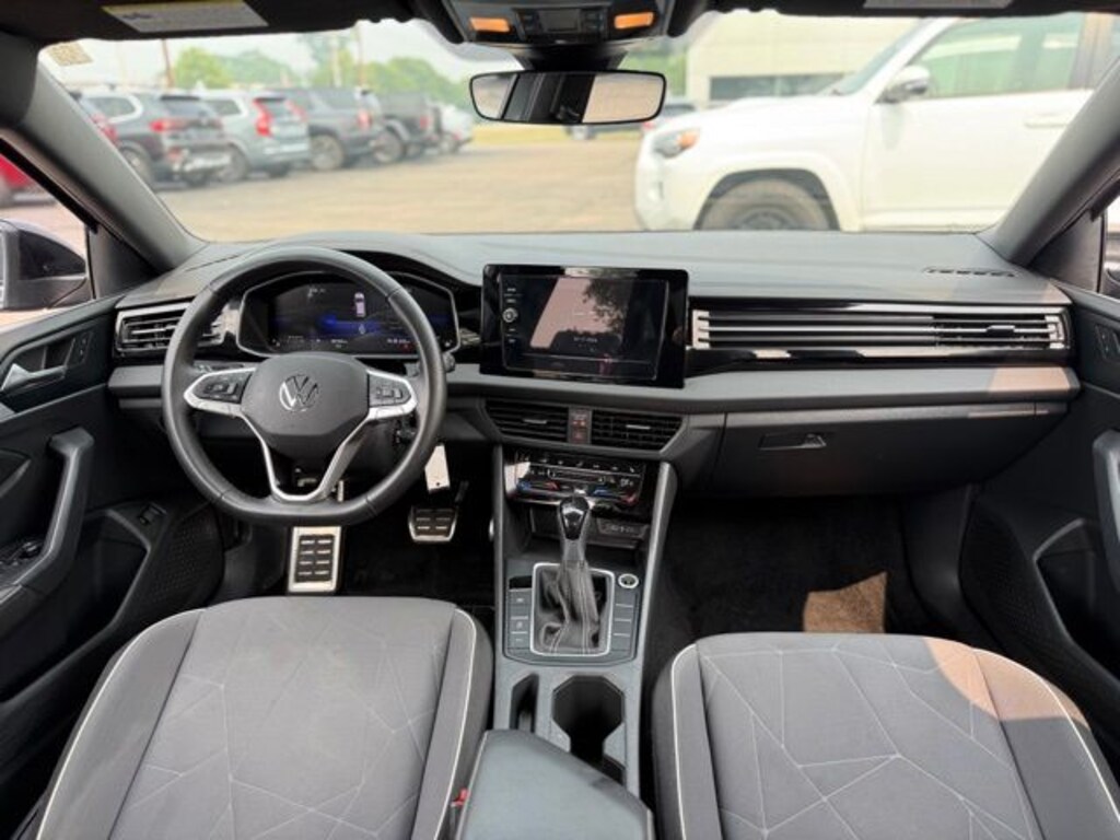 Certified 2025 Volkswagen Jetta 1.5T Sport Sedan