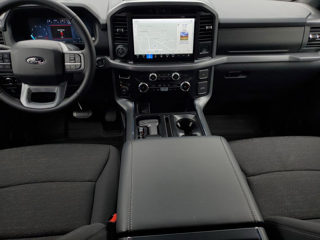 2025 Ford F-150 XLT - Photo 27