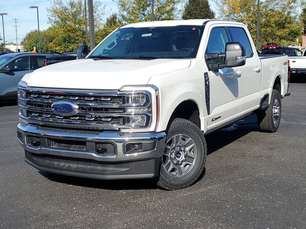 2026 Ford F-350 Super Duty Lariat's photo