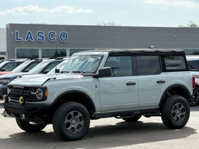 2023 Ford Bronco Big Bend Mid (222A) 4x4's photo