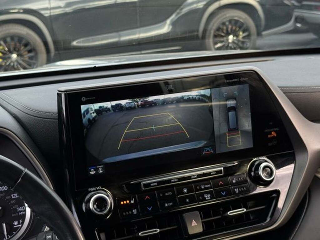 Used 2022 Toyota Highlander Limited SUV