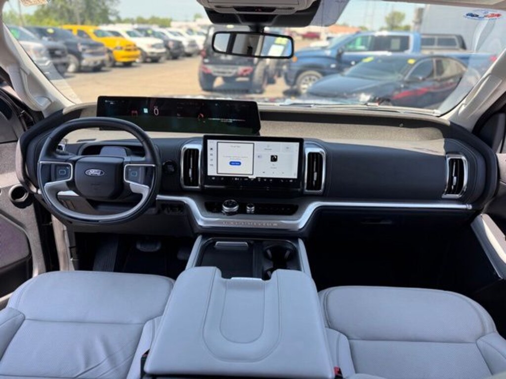 Used 2025 Ford Expedition Platinum SUV