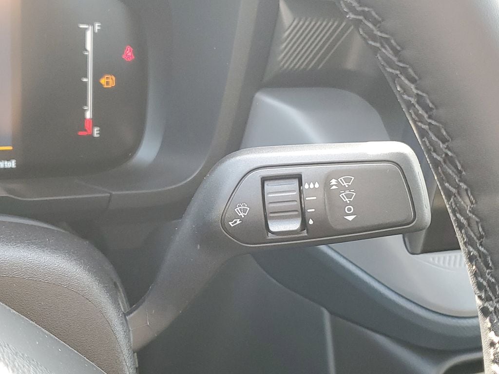 2025 Ford Maverick XLT - Photo 14