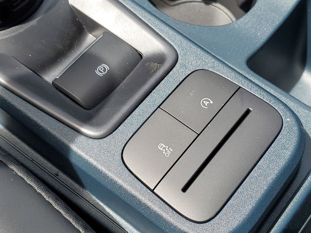2025 Ford Maverick Lariat - Photo 24