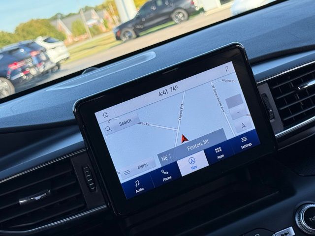 2020 Ford Explorer ST photo 4