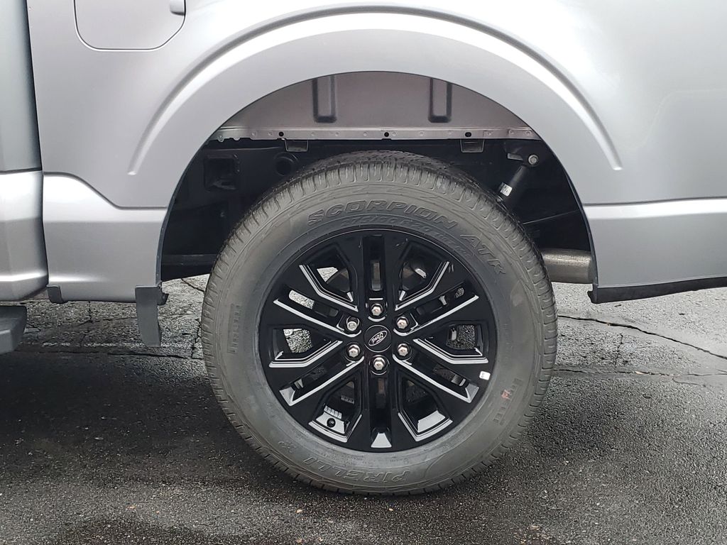 2025 Ford F-150 XLT - Photo 33