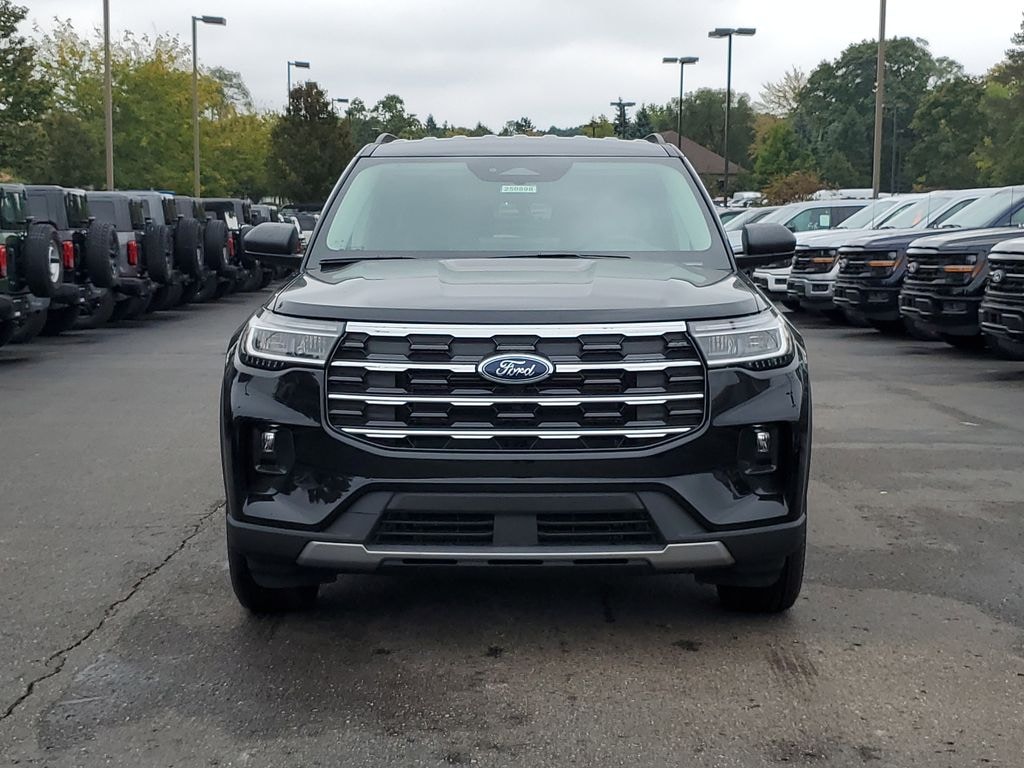New 2025 Ford Explorer Active SUV