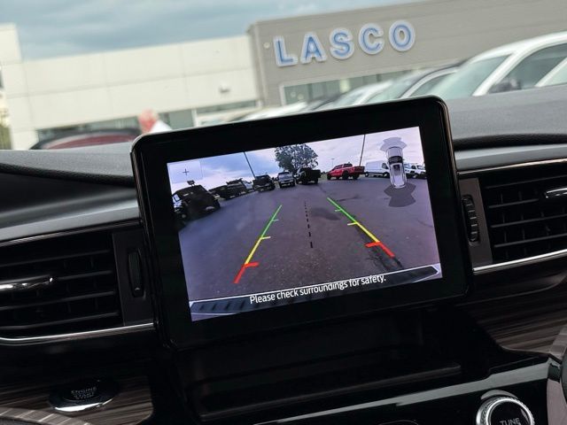 2023 Ford Explorer Limited photo 3