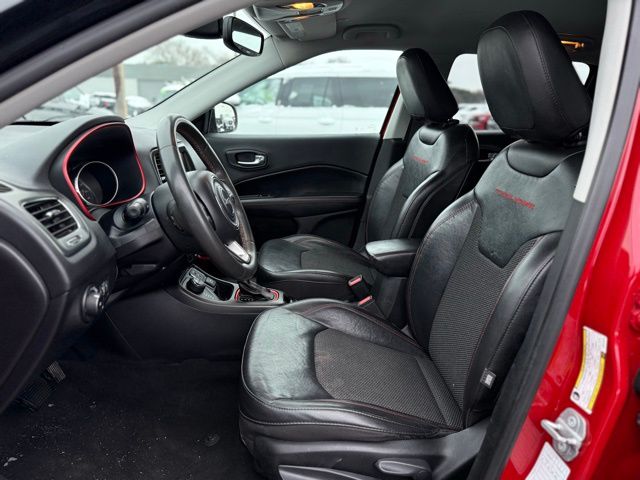 2021 Jeep Compass Trailhawk photo 2