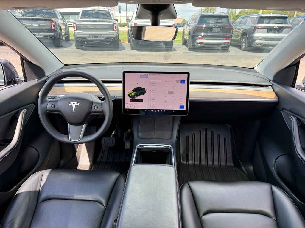 Used 2022 Tesla Model Y Long Range with VIN 7SAYGDEE2NF318871 for sale in Fenton, MI