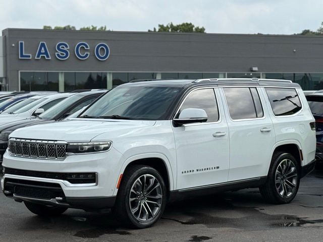 2022 Jeep Grand Wagoneer Series III