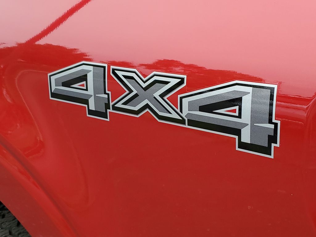 2025 Ford F-150 XLT - Photo 36